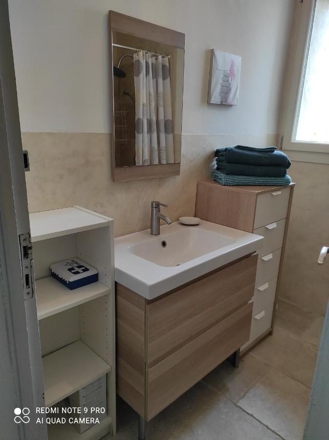 Entre blé et lavande Apartamento Bonnieux Exterior foto