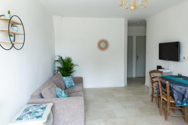 Entre blé et lavande Apartamento Bonnieux Exterior foto